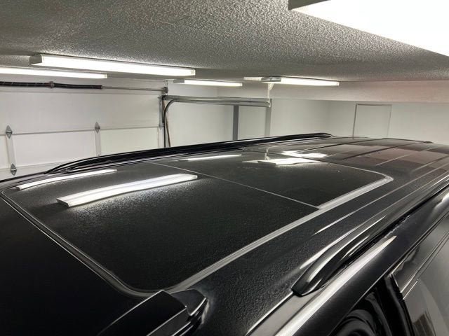 Used 2025 Cadillac Escalade ESV Premium Luxury w/ Touring Package AWD/4WD image 16