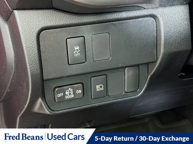 Used 2022 Toyota Tacoma SR5 image 11