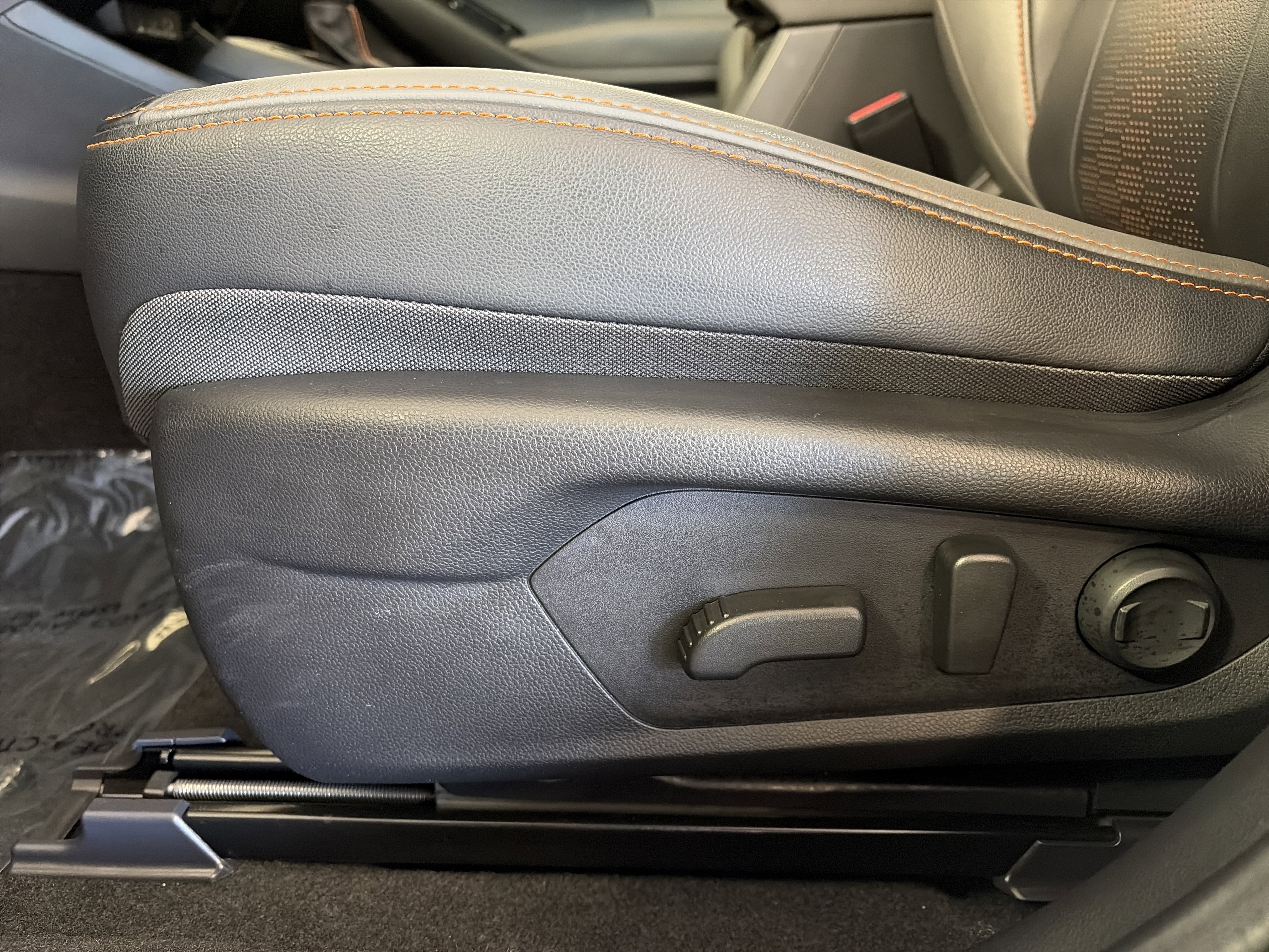 Certified 2025 Subaru Crosstrek 2.5i Limited w/ Popular Package #3A image 17