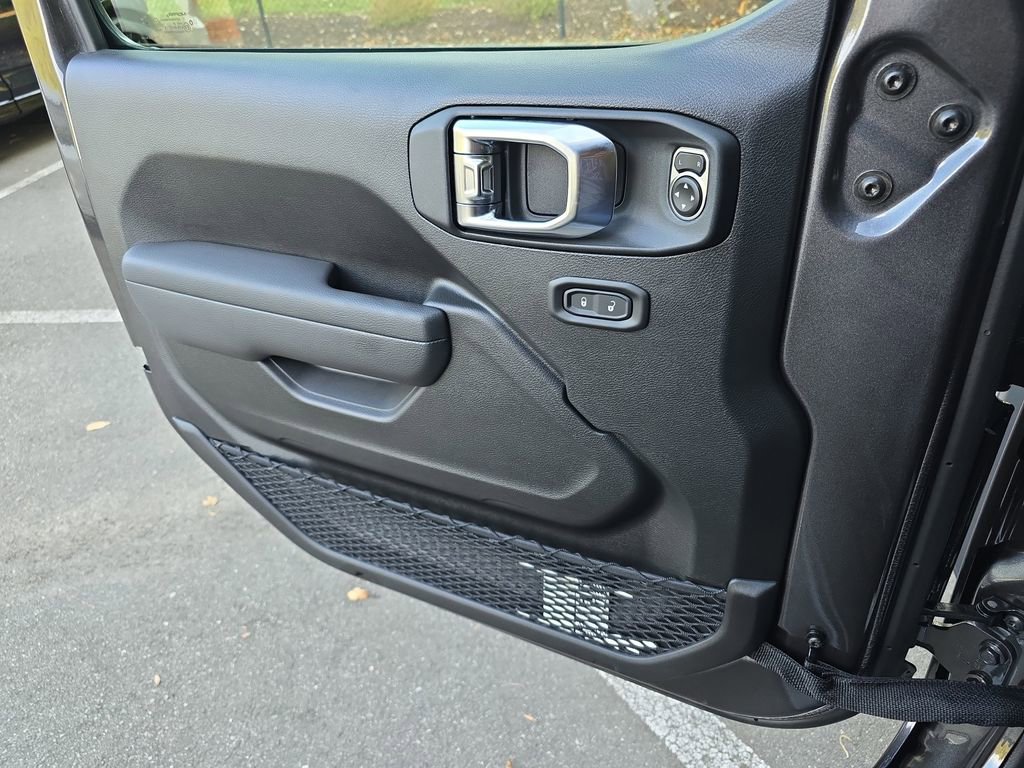 New 2025 Jeep Wrangler Unlimited Sport AWD/4WD image 26