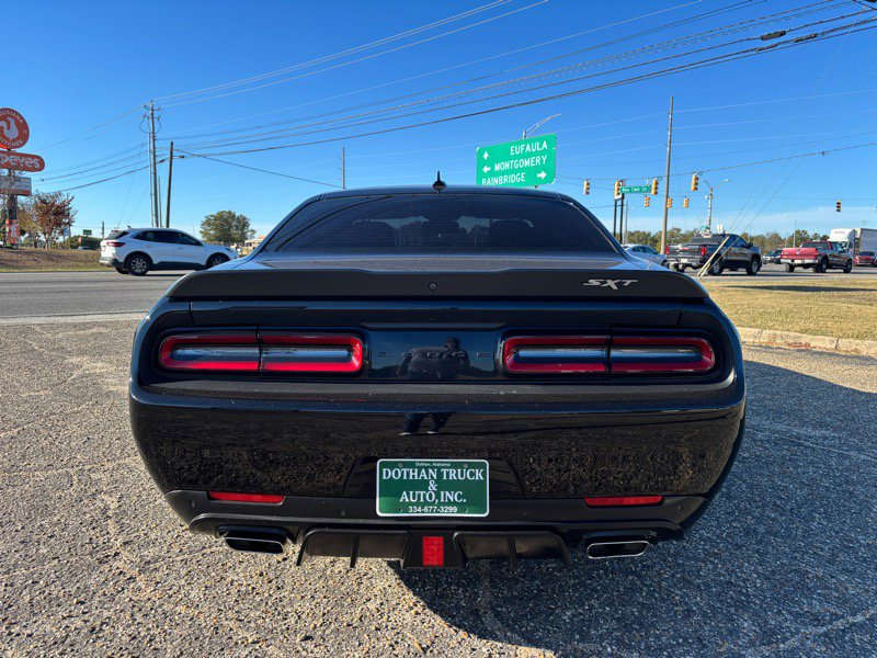 Used 2023 Dodge Challenger SXT w/ Blacktop Package image 4