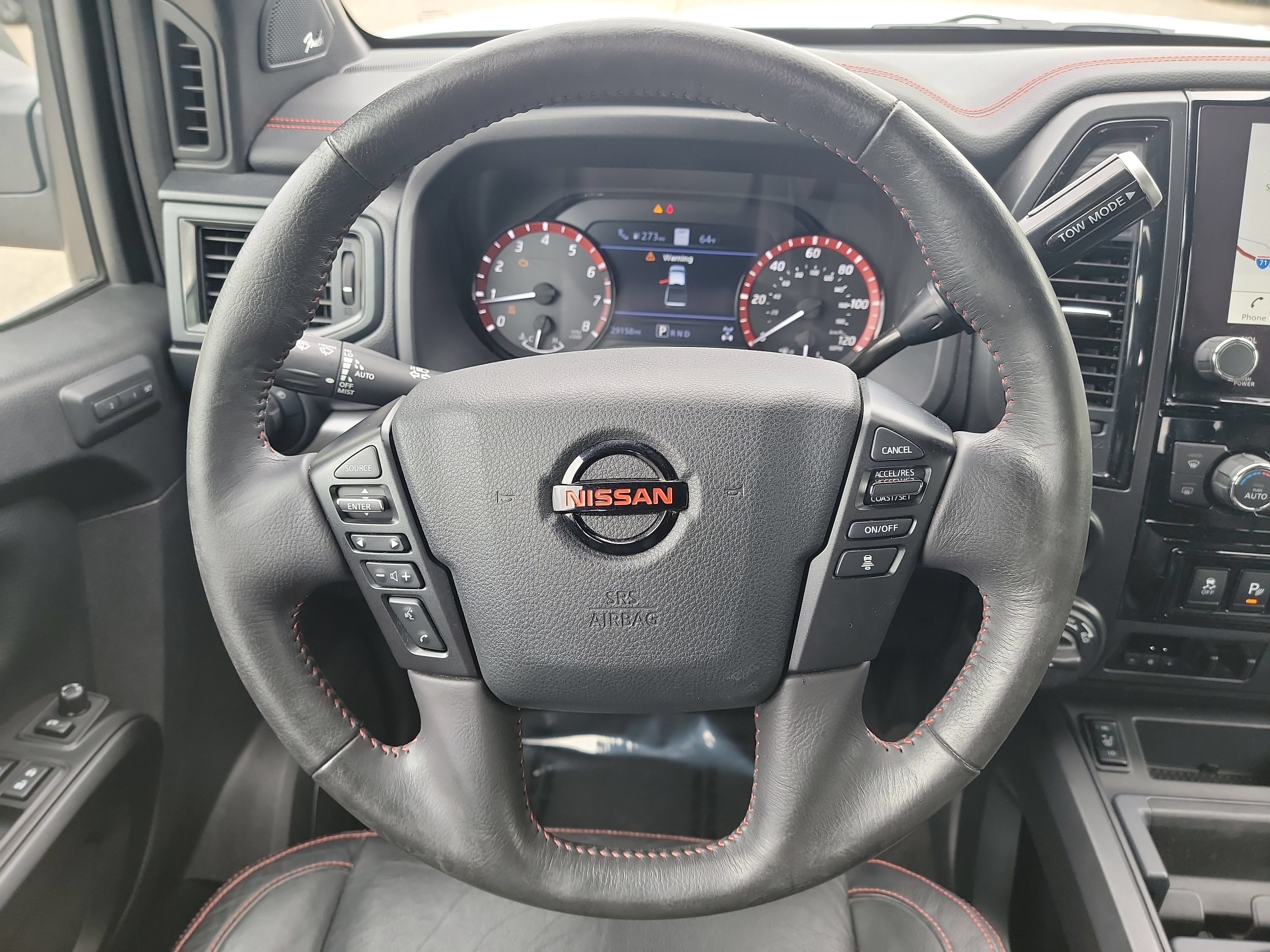 Used 2021 Nissan Titan PRO-4X w/ Pro-4x Convenience Package AWD/4WD image 17
