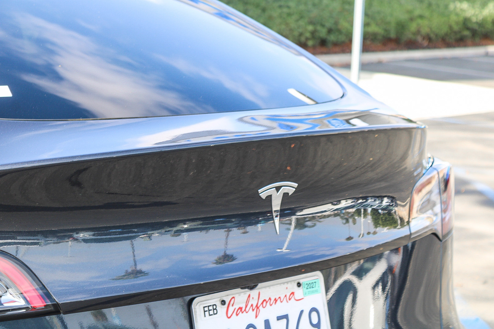 Used 2024 Tesla Model Y Long Range RWD image 9