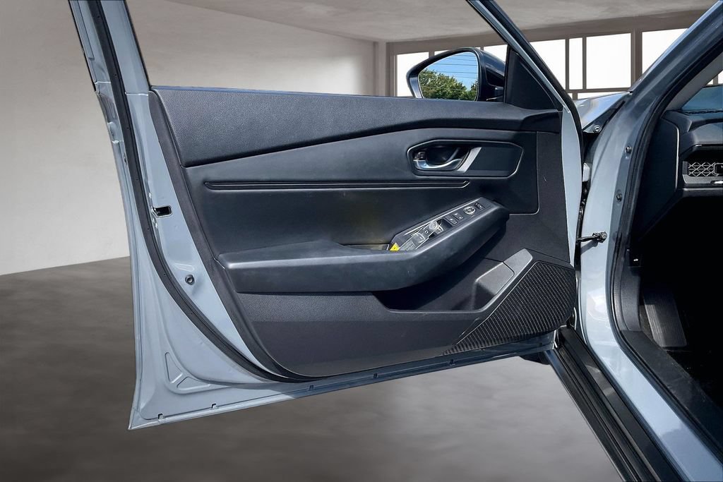 Certified 2025 Honda Accord SE image 19