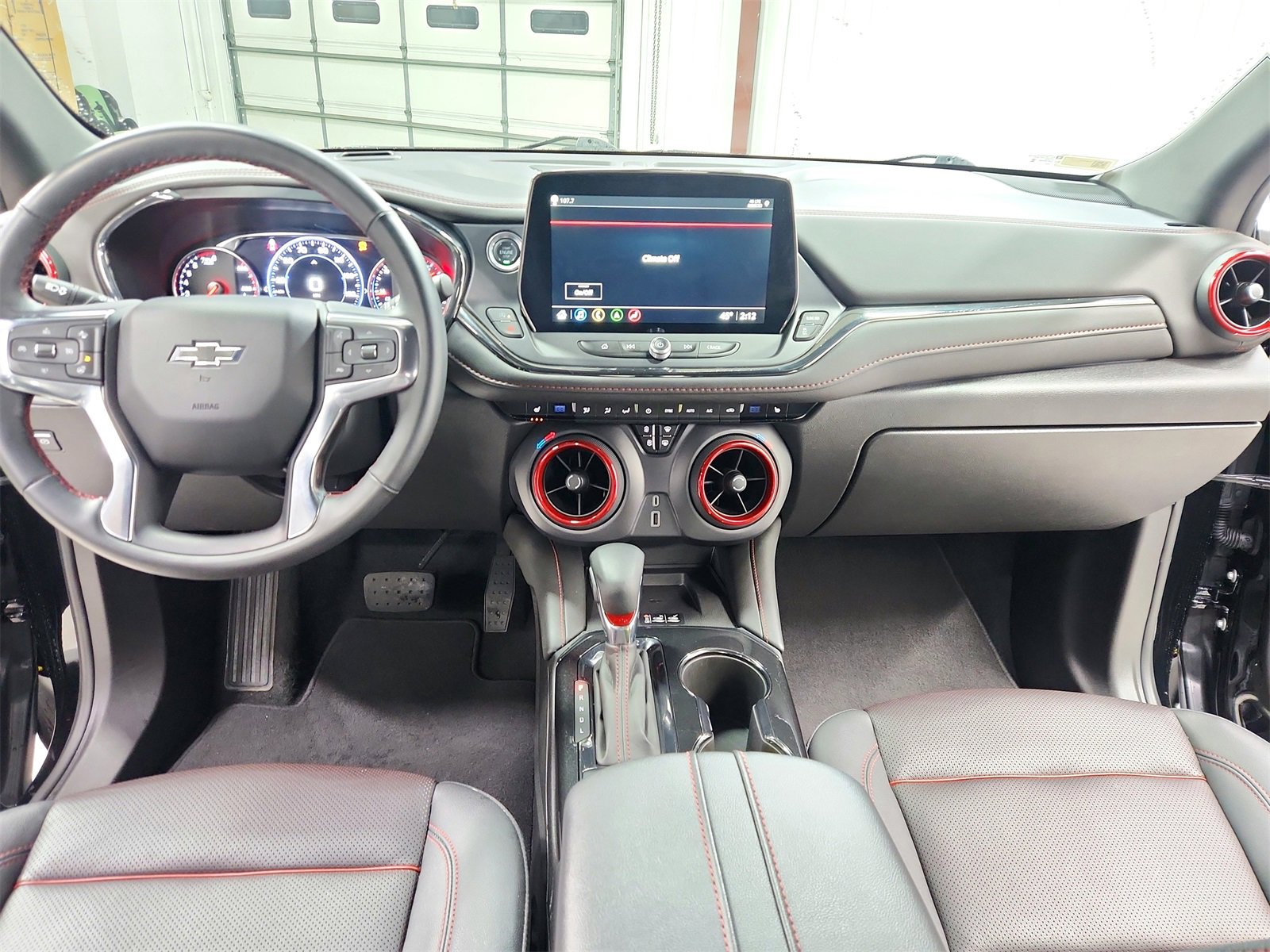 Used 2025 Chevrolet Blazer RS image 25