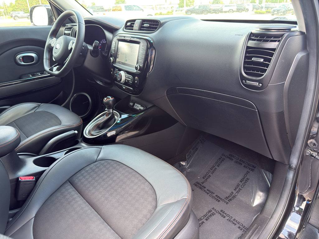 Used 2018 Kia Soul ! w/ Tech Package FWD image 35