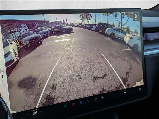 Used 2022 Tesla Model X Plaid image 14