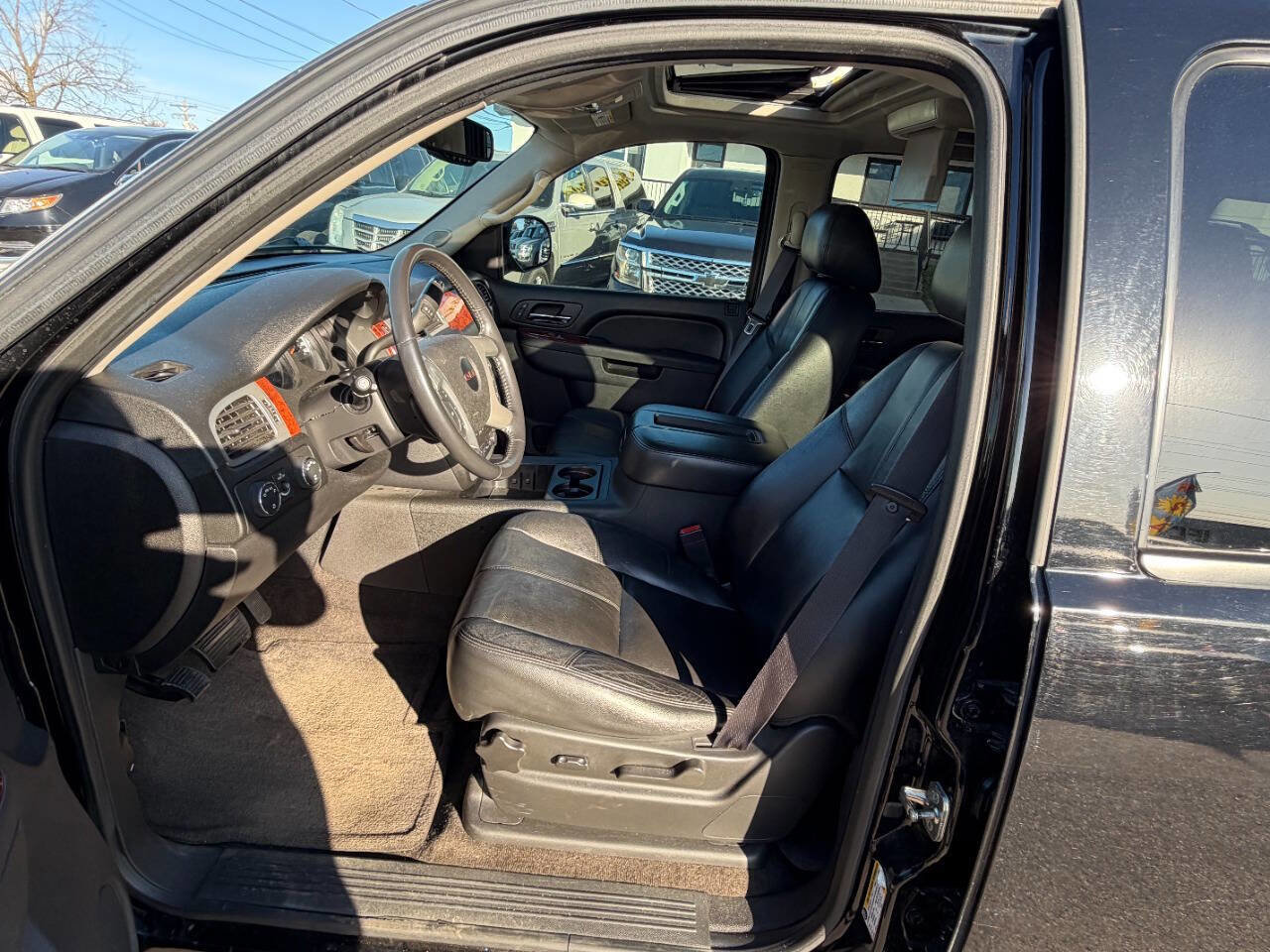 Used 2012 GMC Yukon 4WD Hybrid image 10