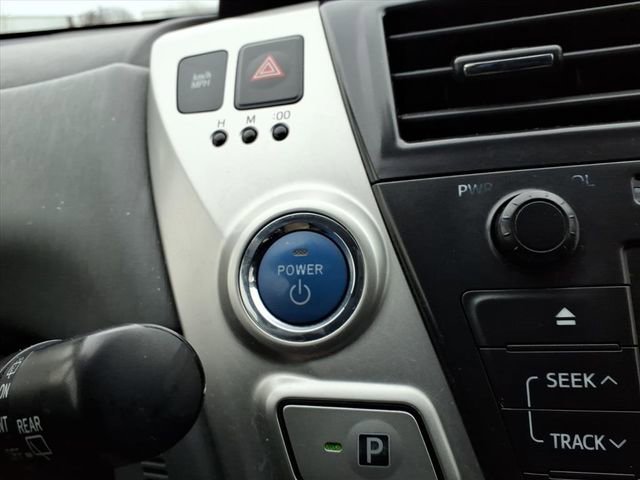 Used 2013 Toyota Prius V Two image 22
