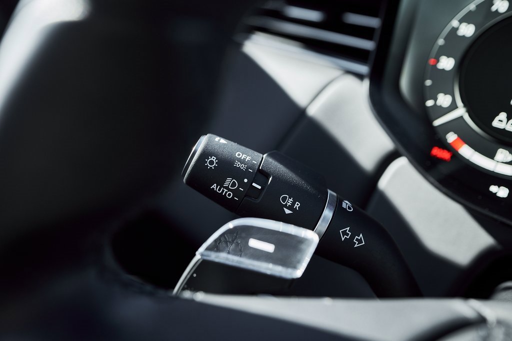 Used 2024 Land Rover Range Rover Sport SV Edition One Carbon Bronze image 56