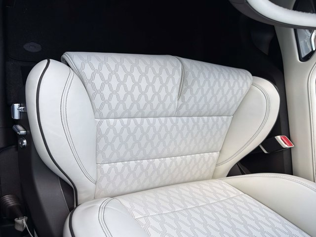 New 2026 Lincoln Nautilus Black Label w/ Jet Appearance Package AWD/4WD image 11