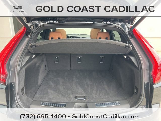 Certified 2023 Cadillac XT4 Premium Luxury image 11