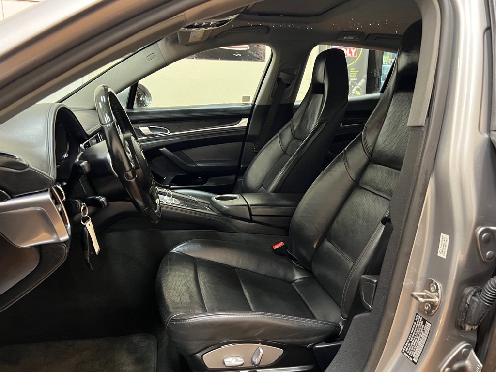 Used 2011 Porsche Panamera 4 AWD/4WD image 16