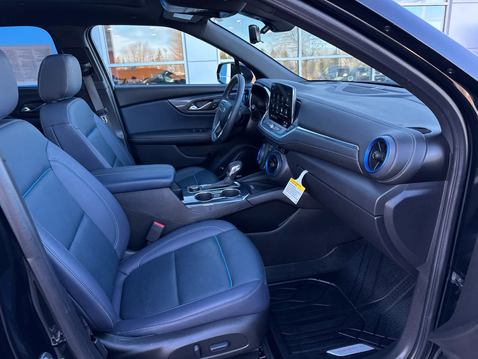 Used 2024 Chevrolet Blazer RS w/ Driver Confidence II Package image 4