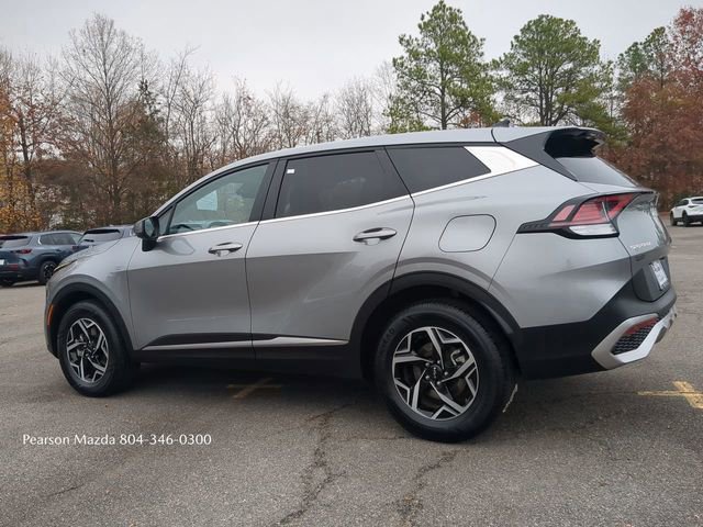 Used 2023 Kia Sportage LX image 7