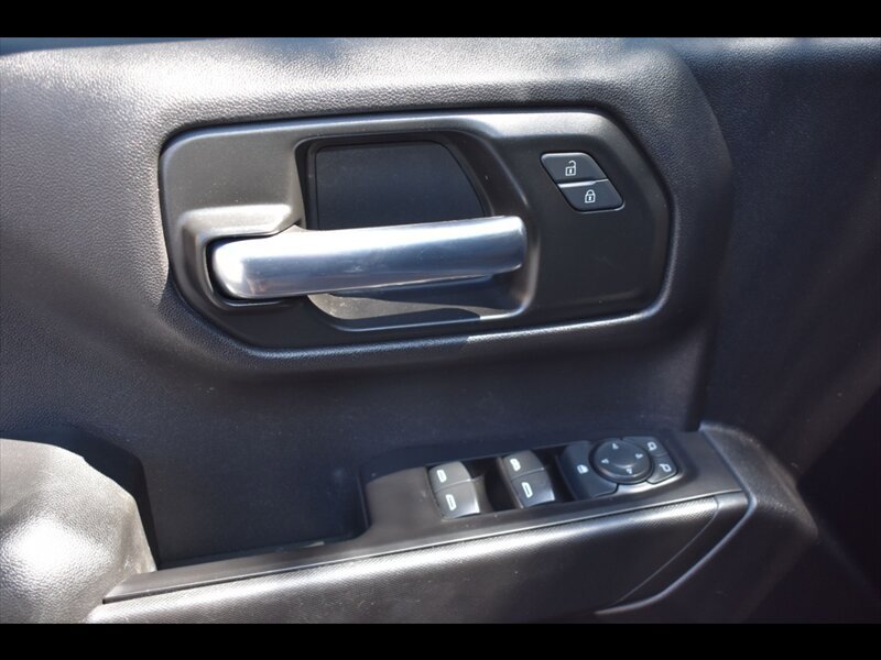 Used 2020 Chevrolet Silverado 1500 Custom Trail Boss image 18