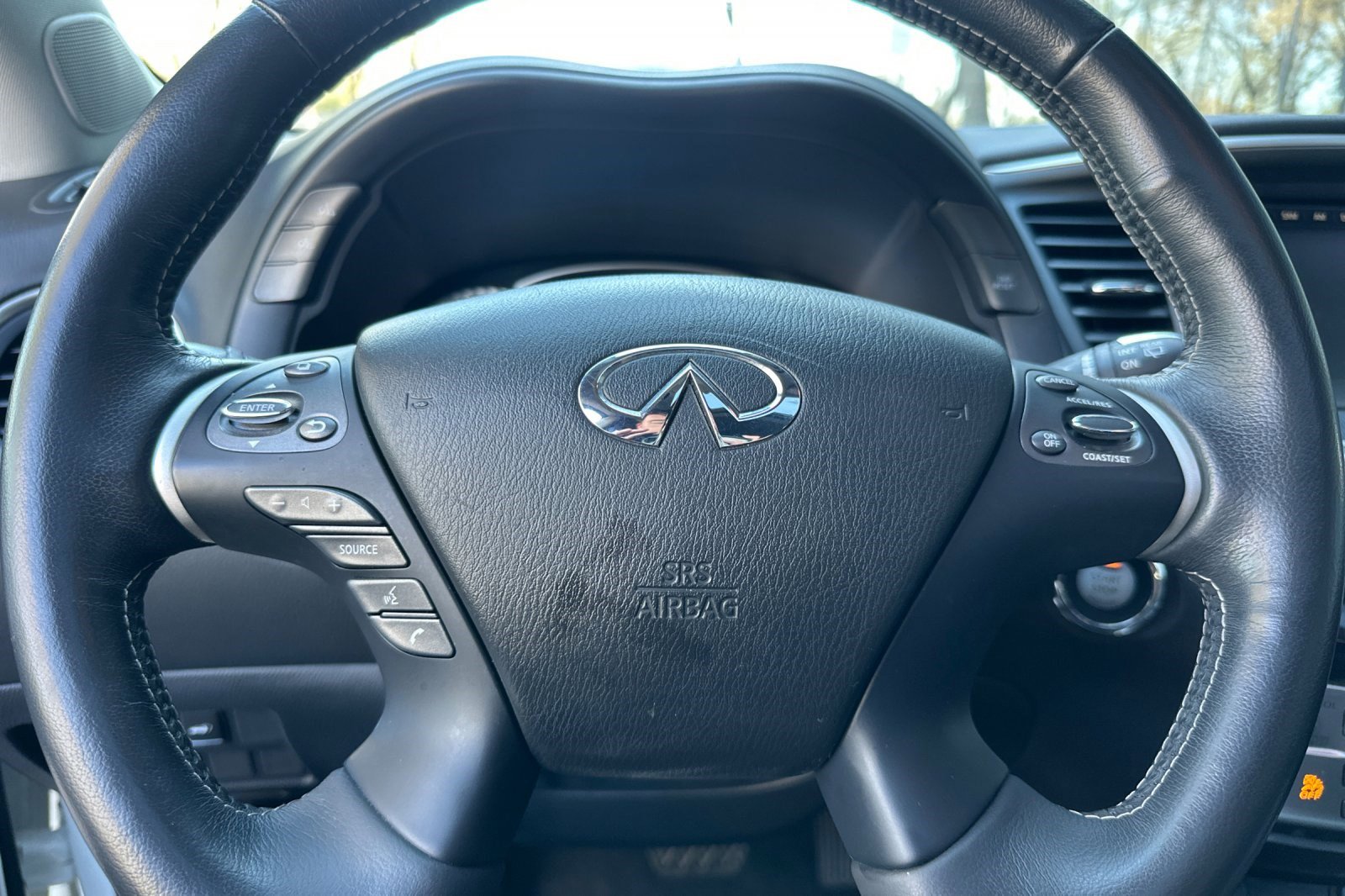 Used 2020 INFINITI QX60 Luxe image 30