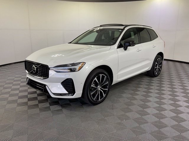 Used 2024 Volvo XC60 B5 Plus w/ Protection Package Premier AWD/4WD 360° Tour