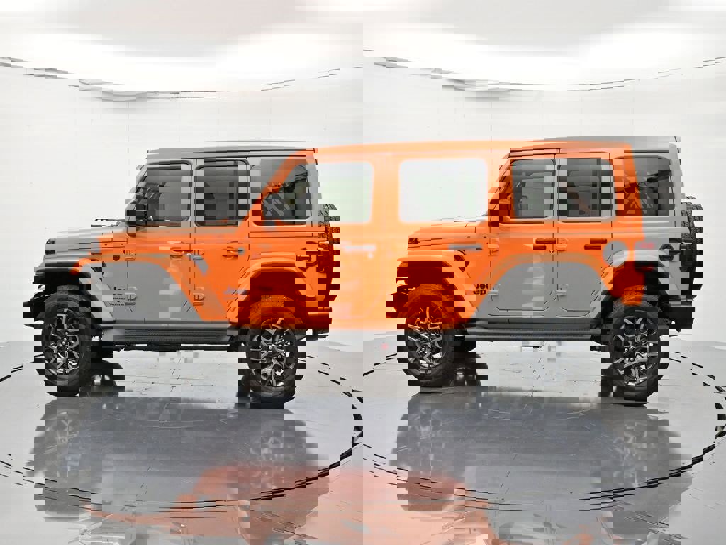 New 2025 Jeep Wrangler Unlimited Sahara image 8
