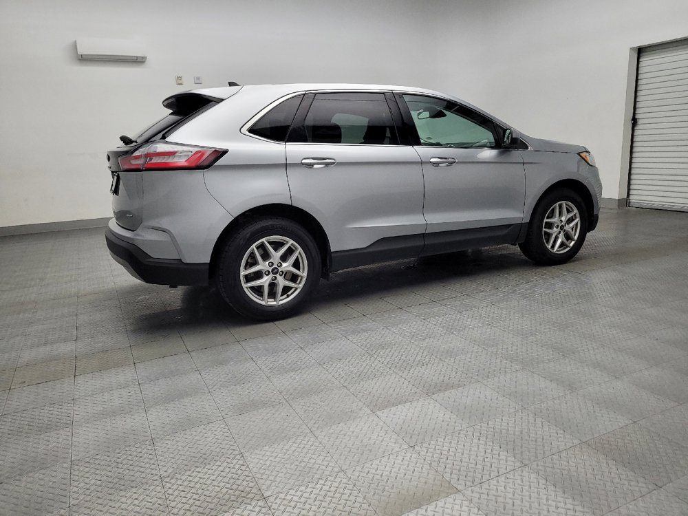 Used 2023 Ford Edge SEL image 10