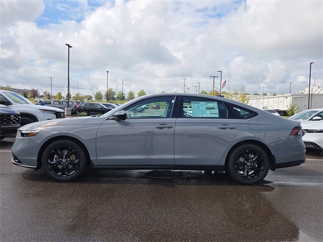 New 2025 Honda Accord SE image 2