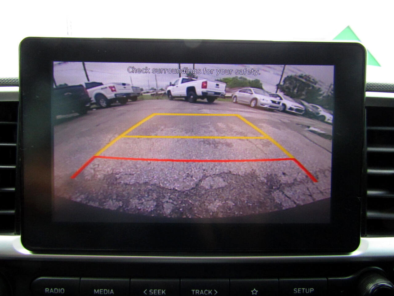 Used 2022 Hyundai Venue SEL image 14