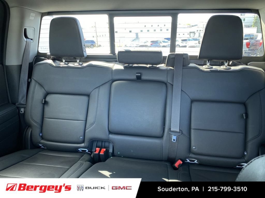 Used 2024 GMC Sierra 1500 Elevation w/ Elevation Premium Package AWD/4WD image 25
