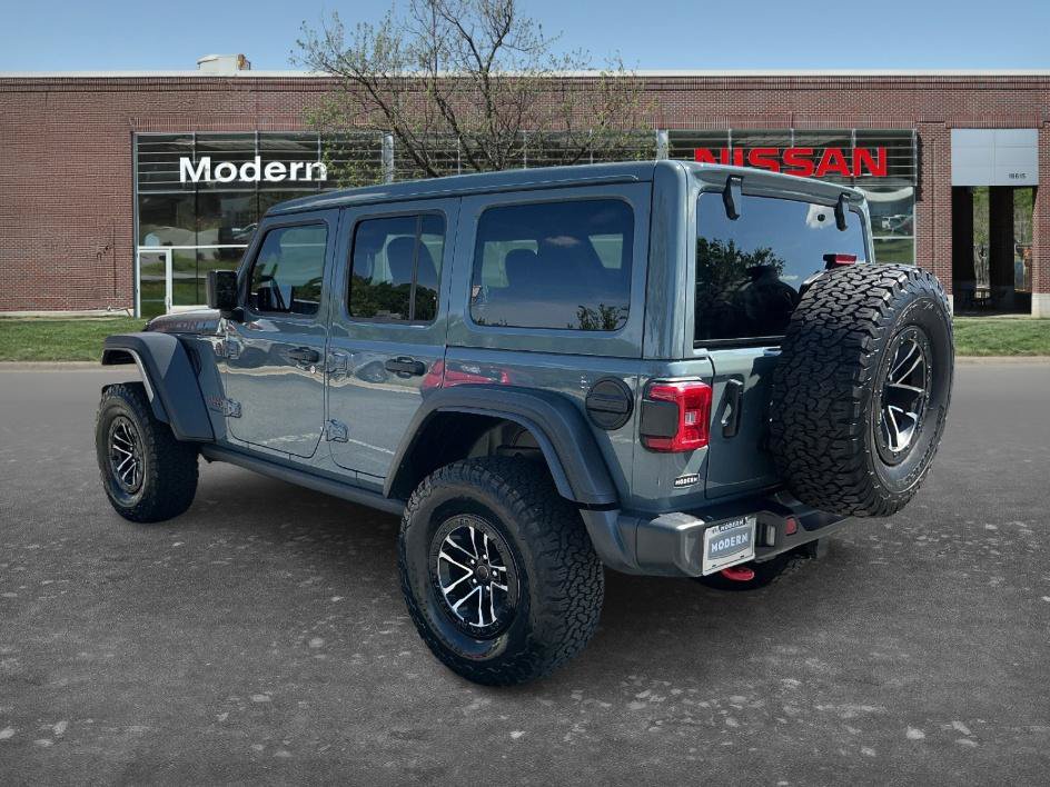 Used 2025 Jeep Wrangler Unlimited Rubicon w/ XTREMEE 35" Tire Package AWD/4WD image 2