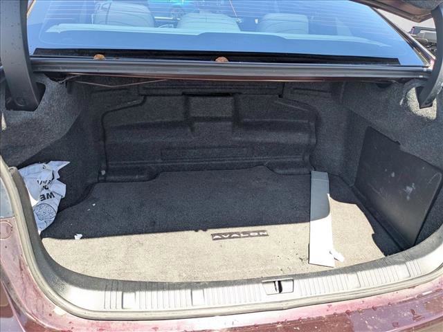 Used 2015 Toyota Avalon Limited w/ Technology Package FWD image 6