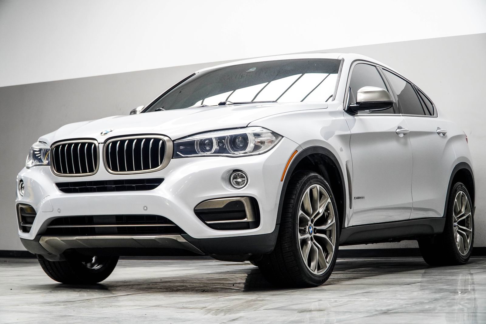 Used 2018 BMW X6 xDrive35i AWD/4WD image 8
