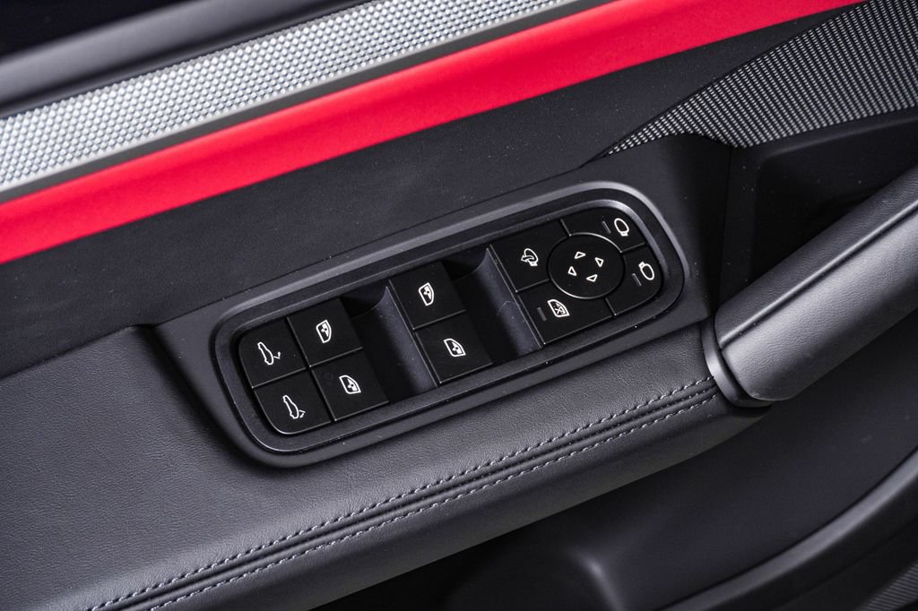 New 2026 Porsche Cayenne AWD/4WD image 26