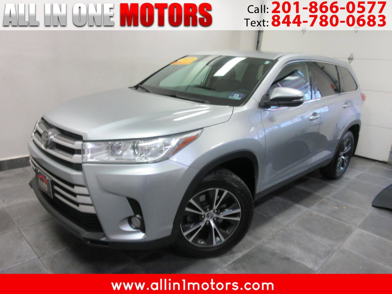 Used 2019 Toyota Highlander LE image 1