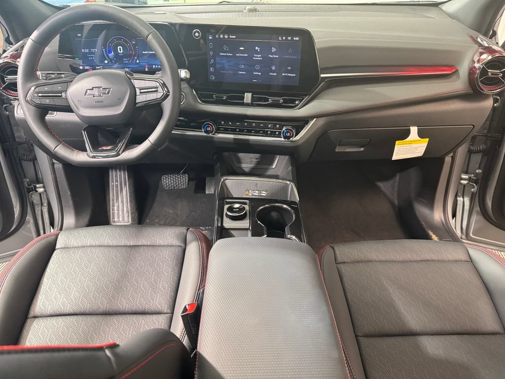 New 2026 Chevrolet Equinox RS w/ Convenience Package III AWD/4WD image 13