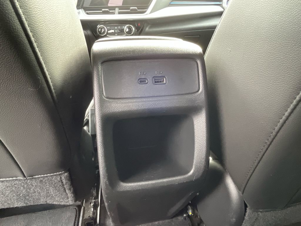 Used 2024 Chevrolet Trax LT image 23