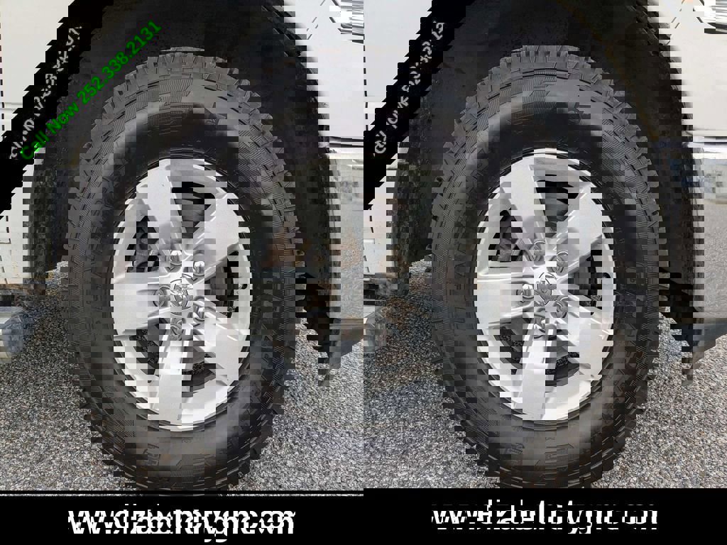 Used 2022 RAM 1500 Tradesman w/ Power & Remote Entry Group image 12