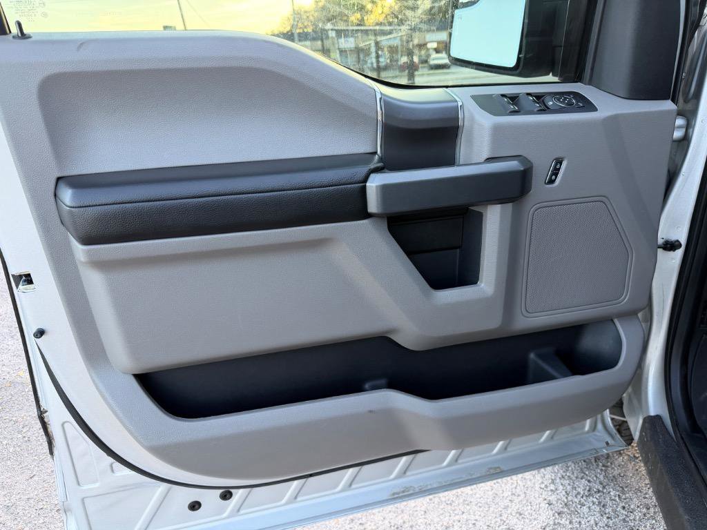 Used 2017 Ford F150 XLT w/ Equipment Group 302A Luxury image 13