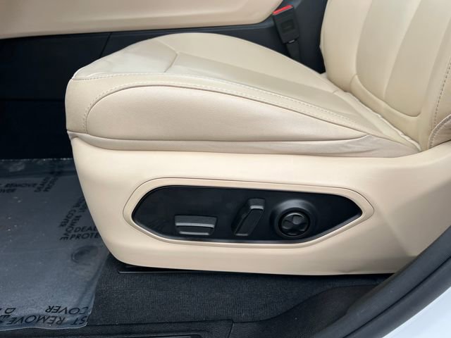 Certified 2023 Jeep Grand Cherokee Limited image 12