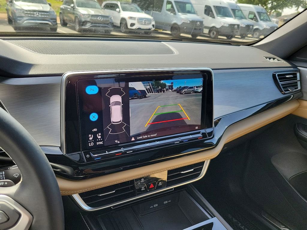 Used 2026 Volkswagen Atlas Cross Sport SE AWD/4WD image 18