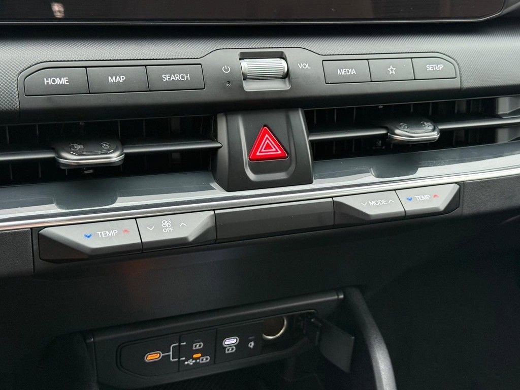 New 2025 Kia K4 EX image 12