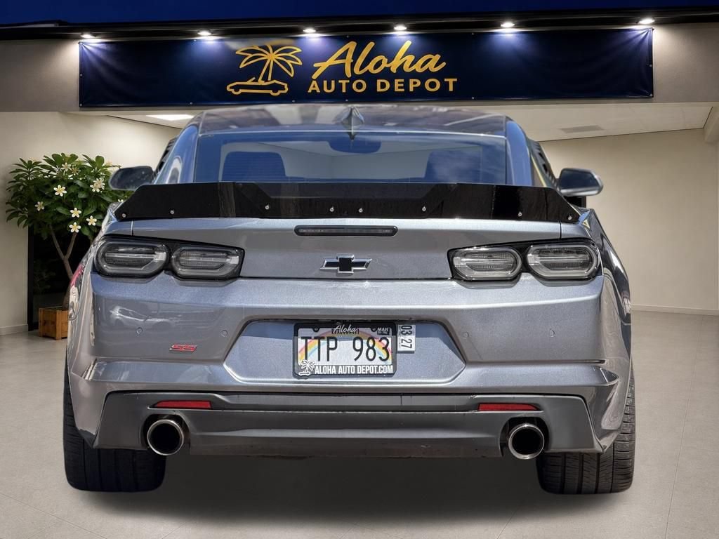 Used 2019 Chevrolet Camaro SS RWD image 4
