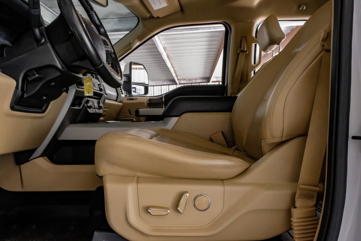 Used 2017 Ford F350 Lariat w/ Lariat Value Package image 30