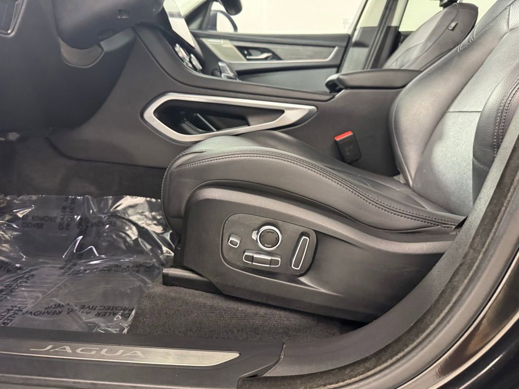 Used 2022 Jaguar F-PACE S AWD/4WD image 19