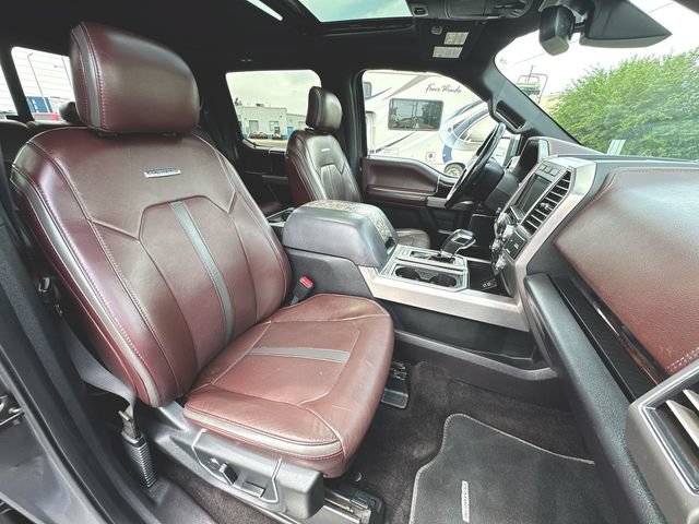Used 2017 Ford F150 Platinum w/ Equipment Group 701A Luxury AWD/4WD image 28