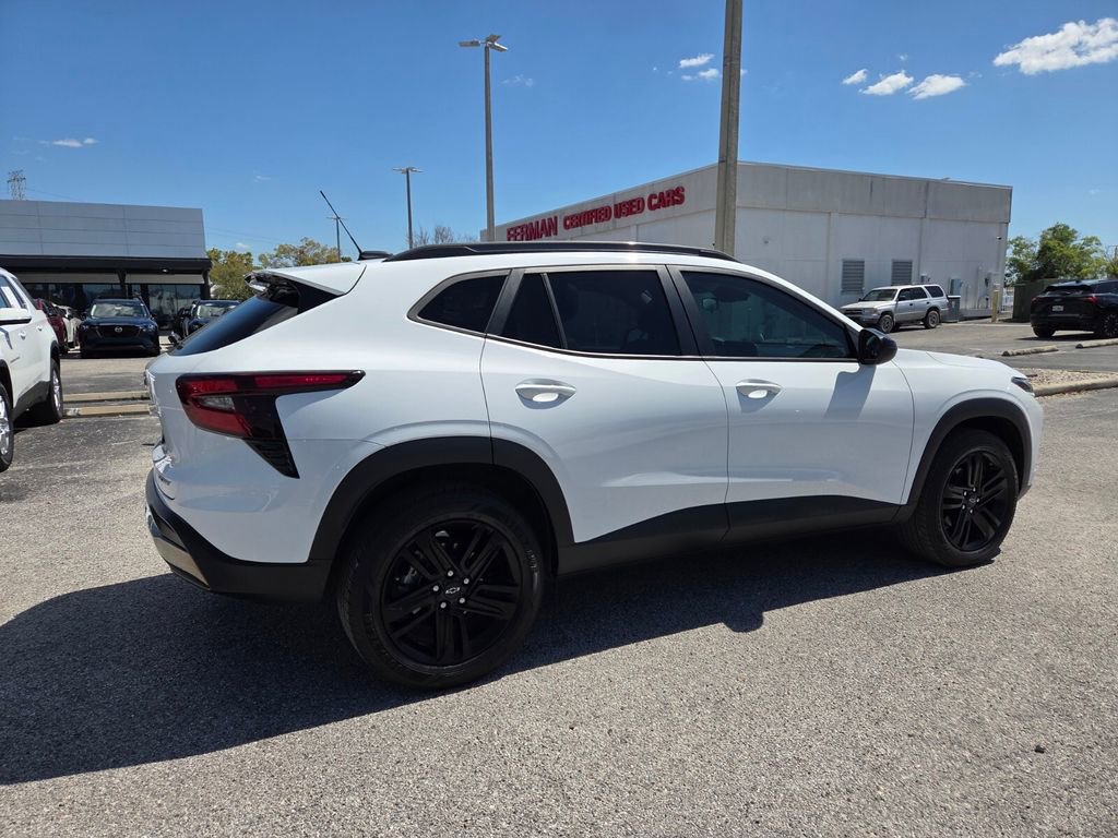 Certified 2024 Chevrolet Trax ACTIV w/ Sunroof Package image 15
