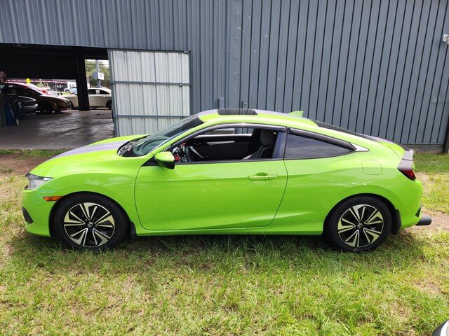 Used 2017 Honda Civic EX-T image 4