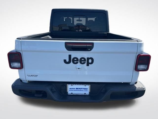 Used 2022 Jeep Gladiator Sport AWD/4WD image 4