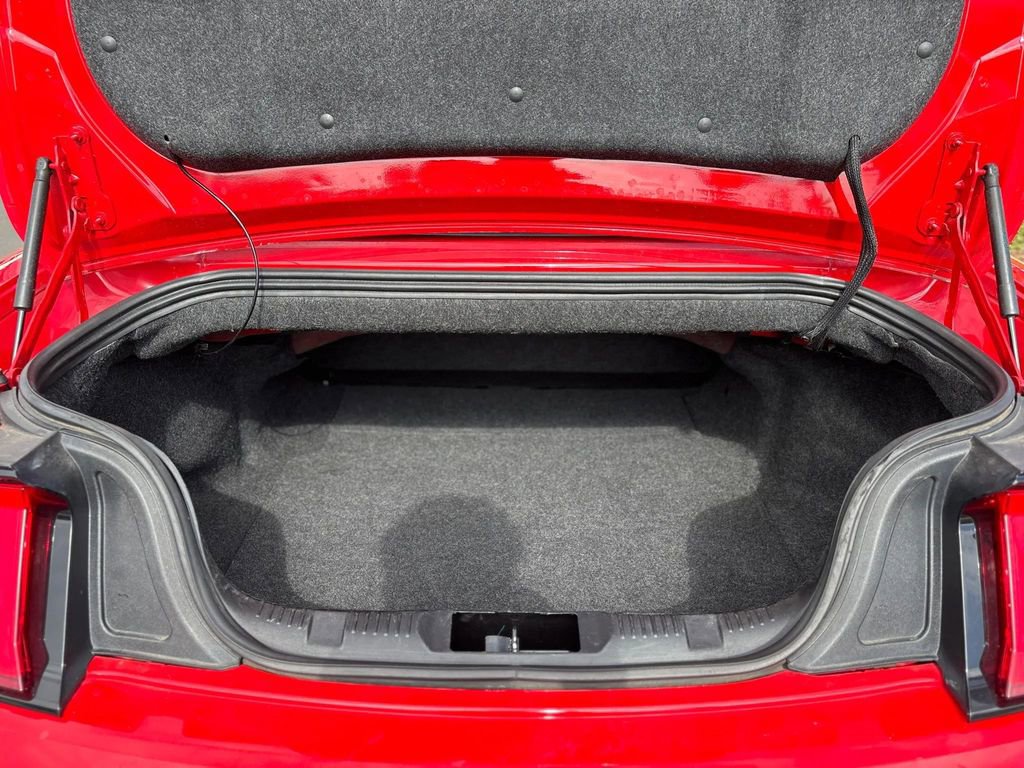 Used 2022 Ford Mustang Premium image 12