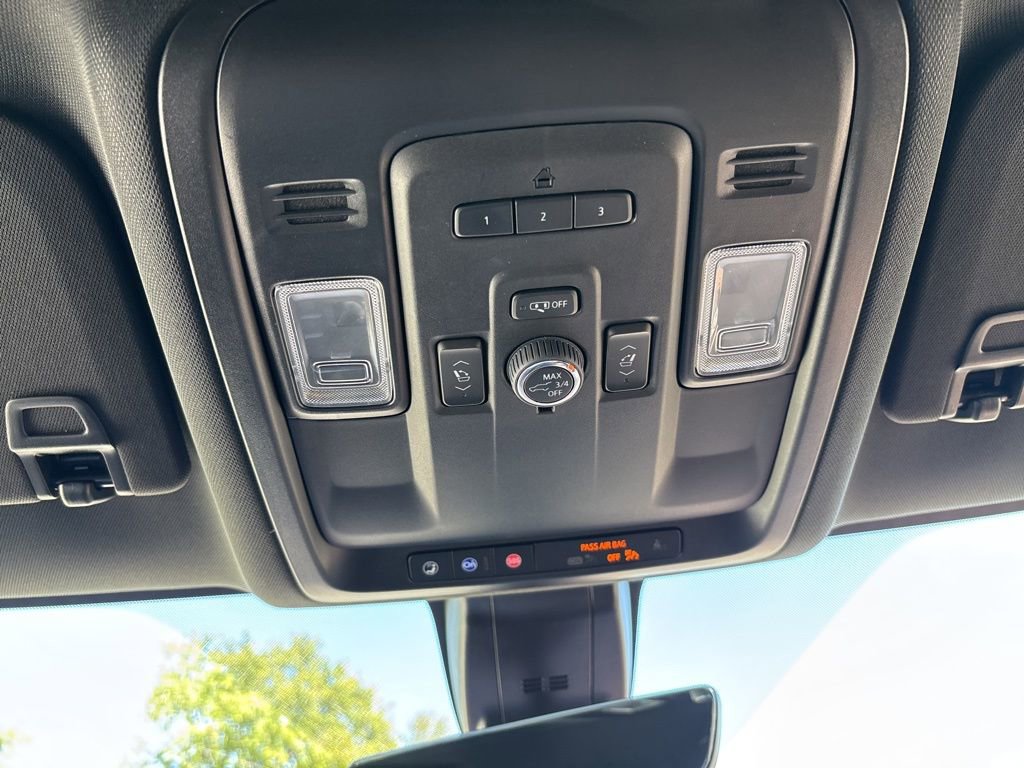 Used 2022 Chevrolet Tahoe High Country image 28