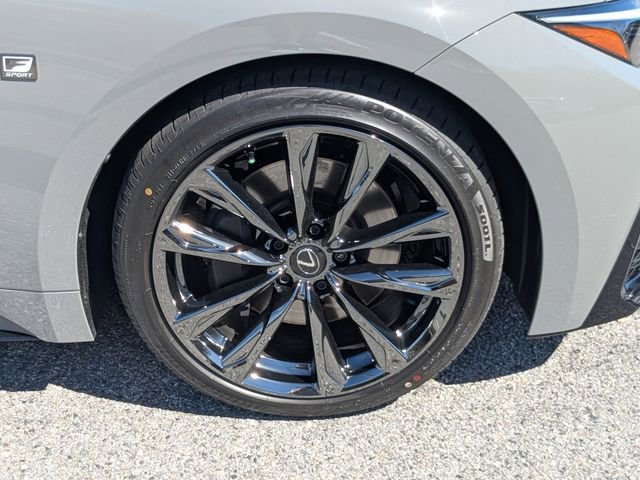 Used 2025 Lexus IS 350 F Sport w/ Navigation Package image 12