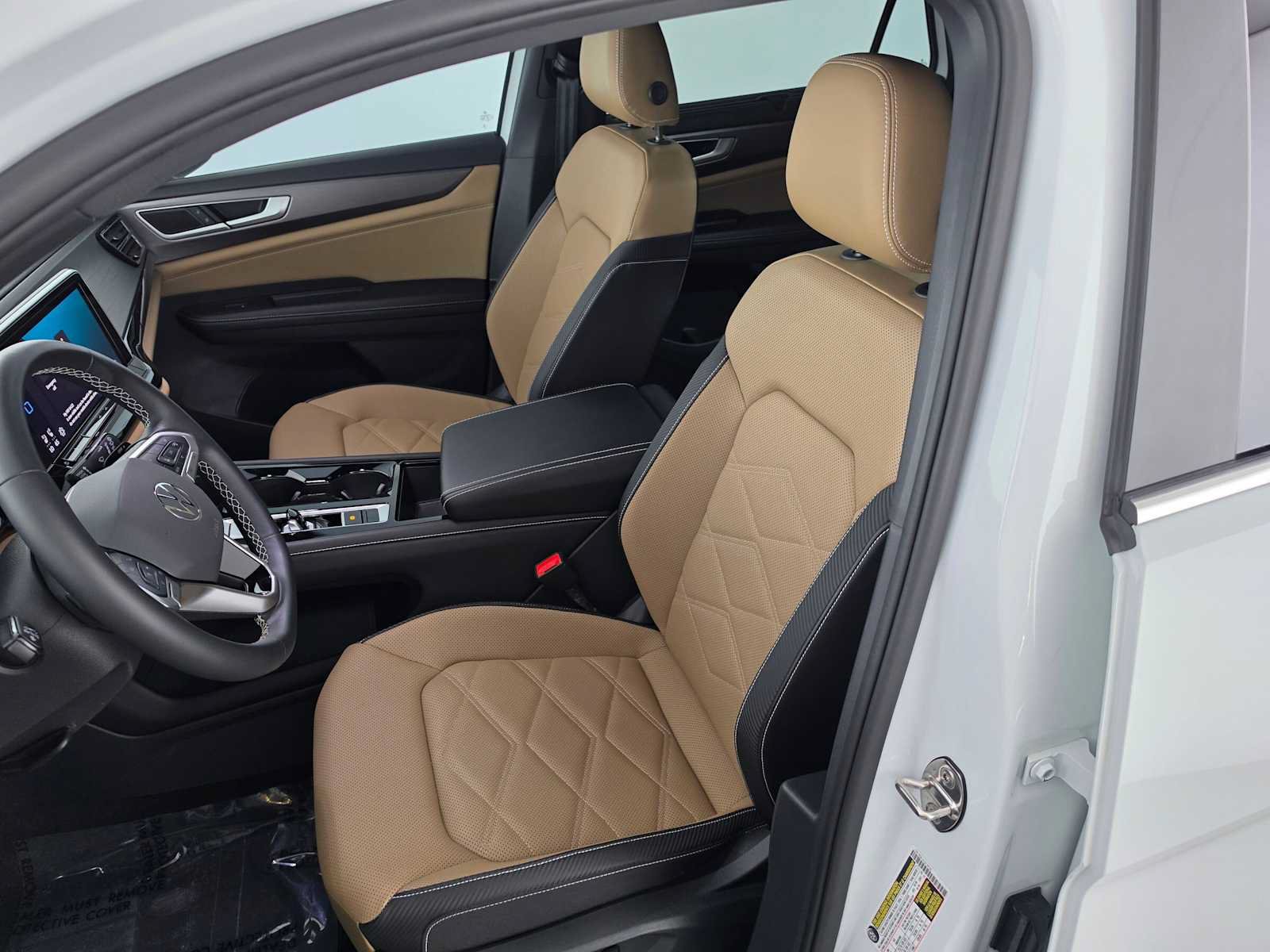 Used 2024 Volkswagen Atlas Cross Sport SE FWD image 21